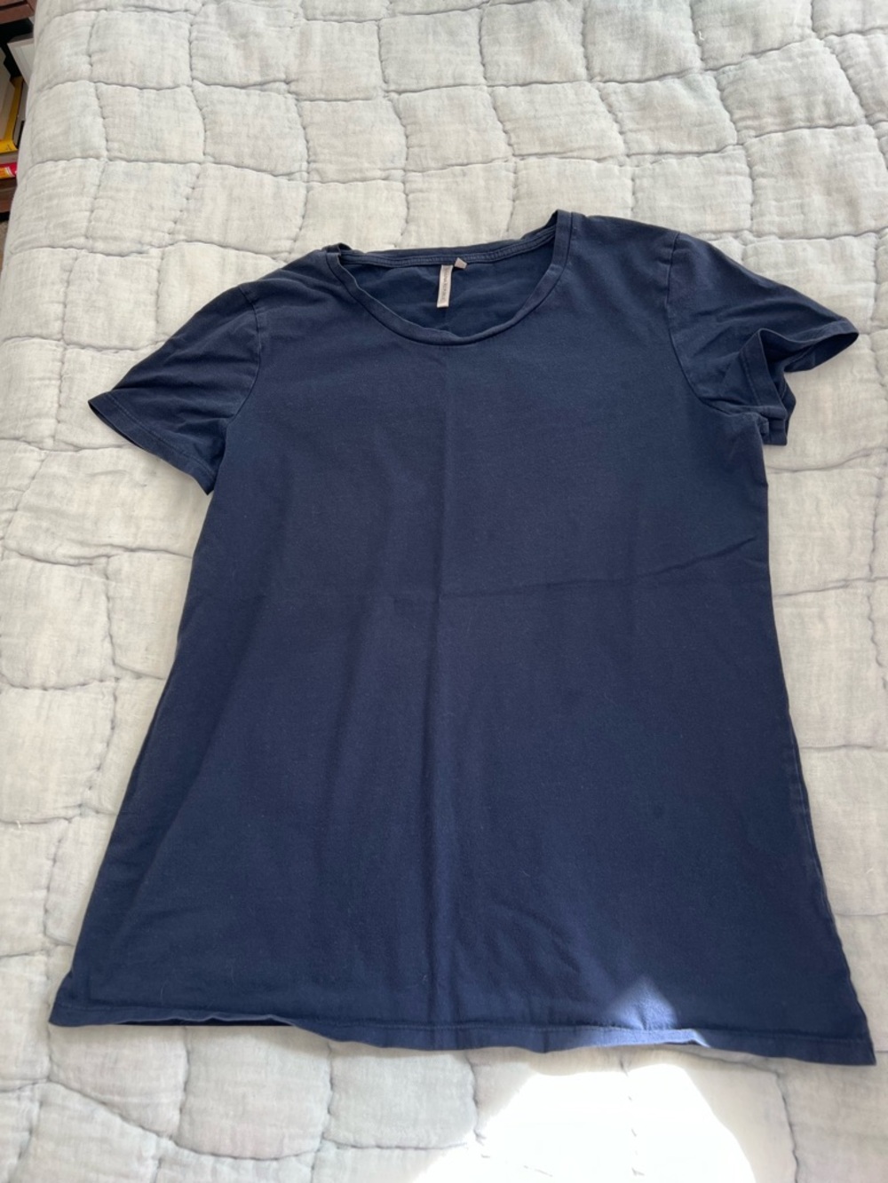 Banana Republic Navy Short Sleeve Crewneck Tee